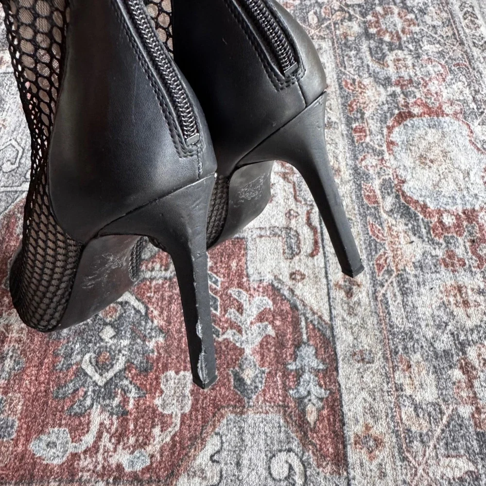 Nine West Black‎ Mesh Pointed Toe Stiletto Heel Ankle Booties Women's Size 9M